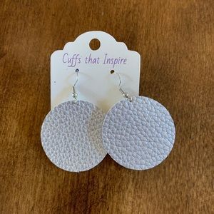 NEW Round leather earrings